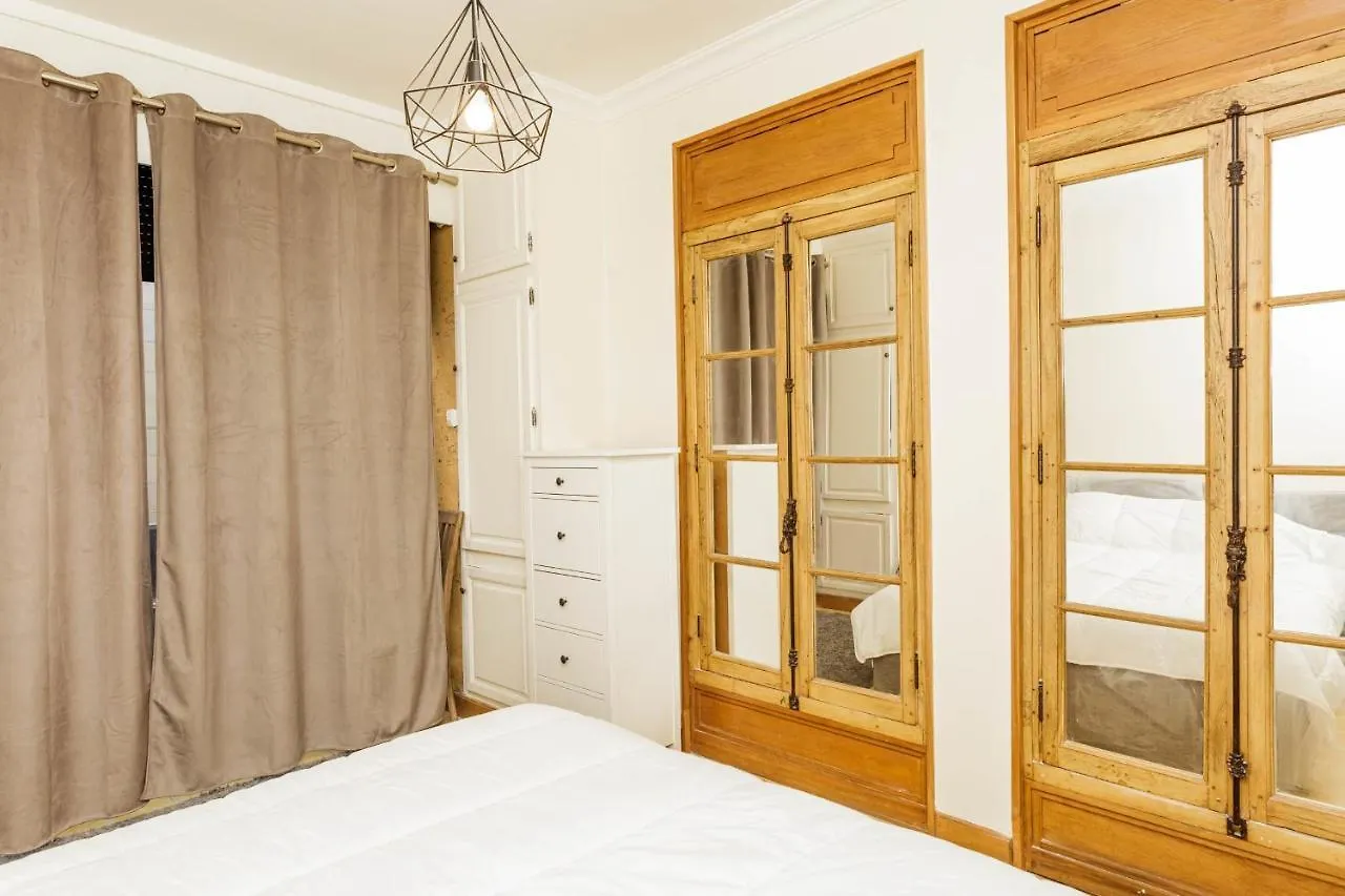 Charming With Terrace In The Heart Of The 17Th Apartment Paris France